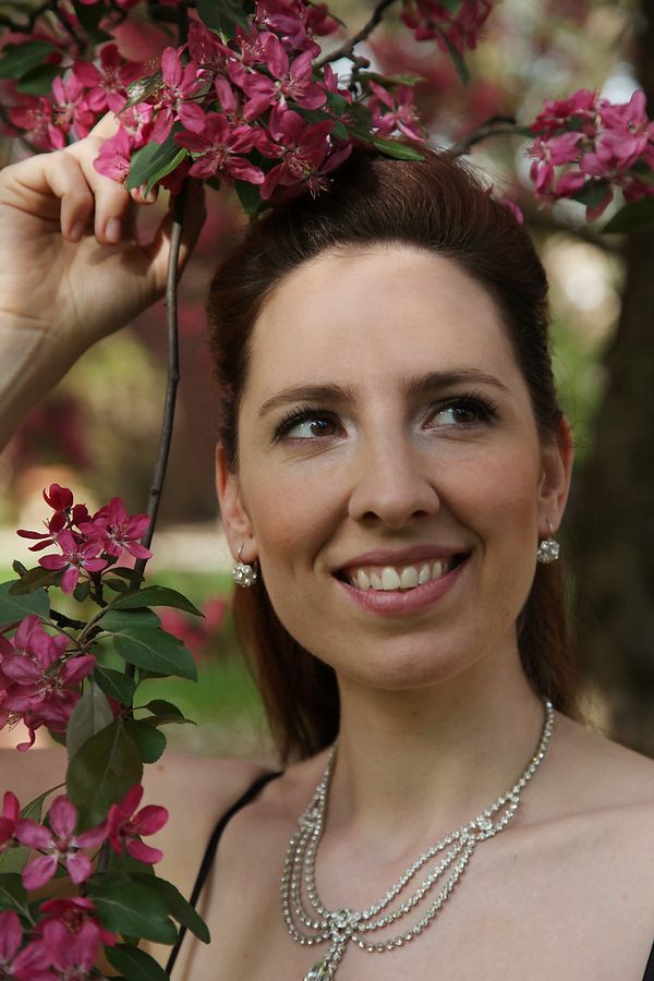 MgA. Olga Vít Krumpholzová na jevišti